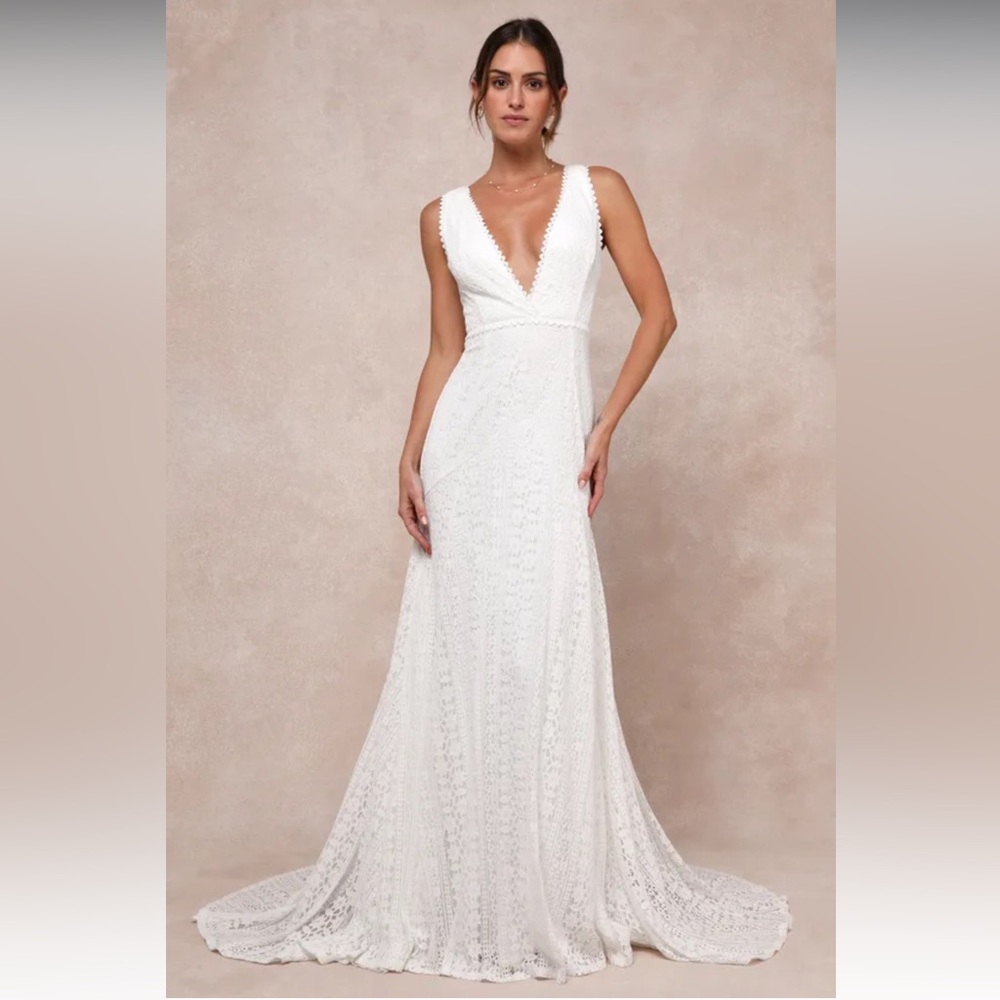 Lulus - Infinite Bliss Ivory Lace Sleeveless Backless Trumpet Maxi Dress. Size 2